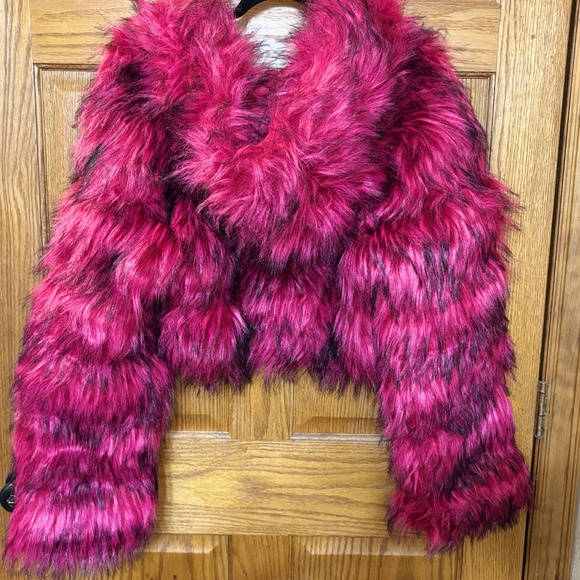 Plus Azalea Wang Gracelle Fur Coat - Picture 5 of 5